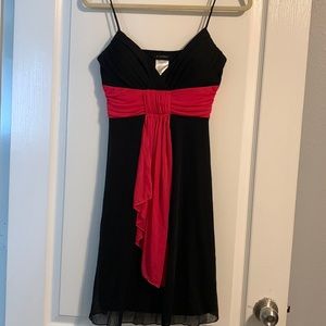 Black and pink juniors dress size 9/10
